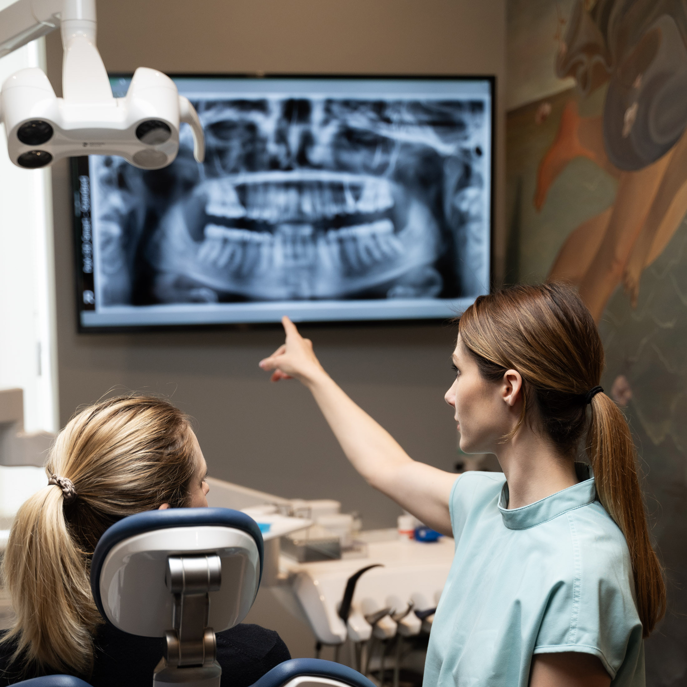 Mi a 3D CT navigált fogászati implantáció?